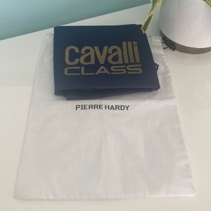 Cavalli bag protection sleeves and shoes